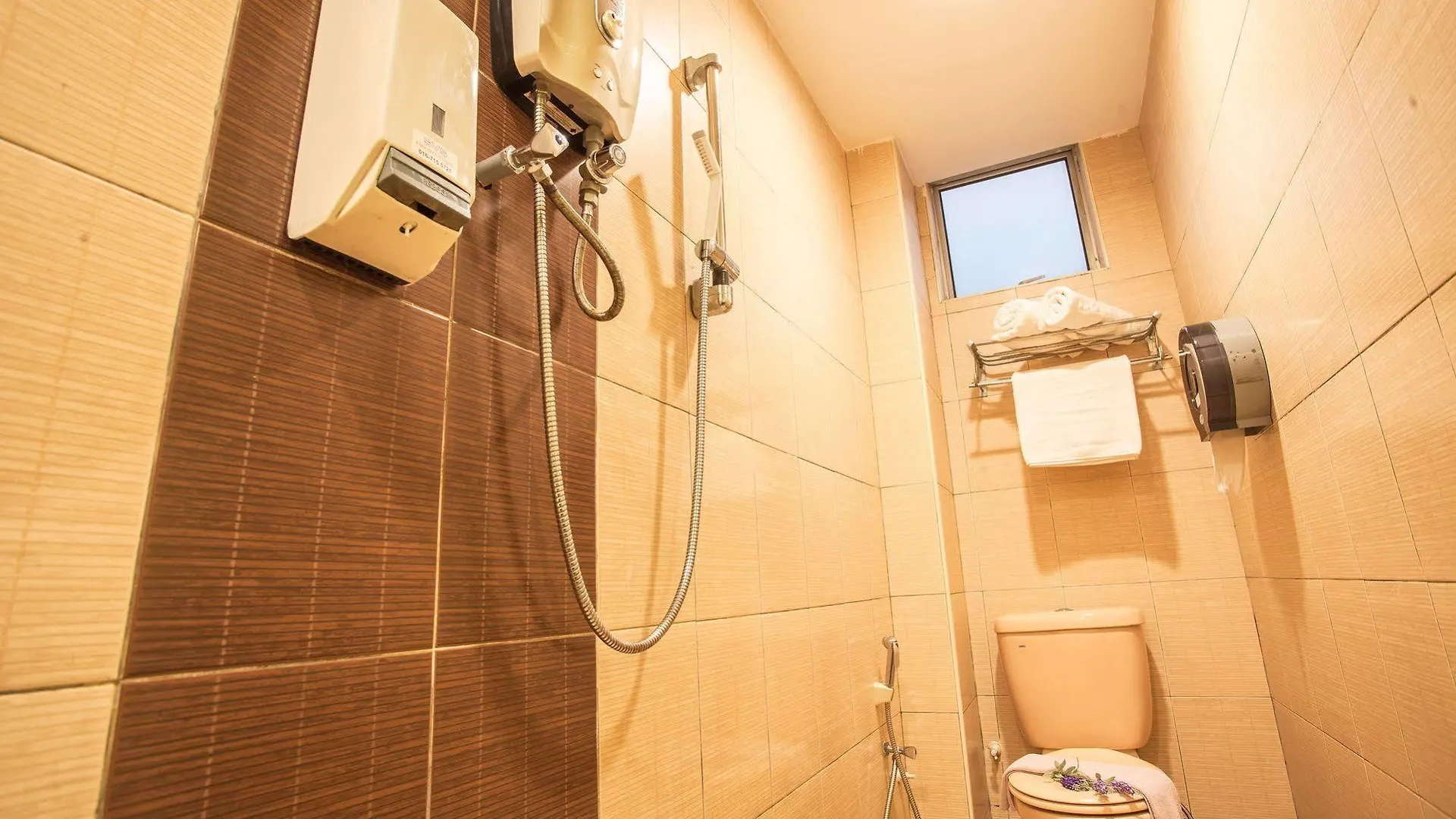 Hotel Lavender Inn Nusa Bestari